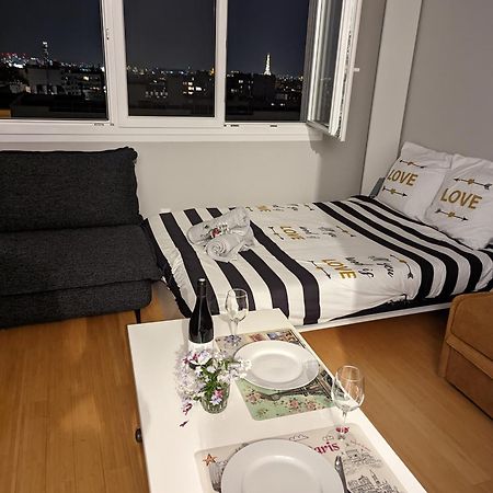 Charming Studio With Eiffel View Paris Exteriör bild