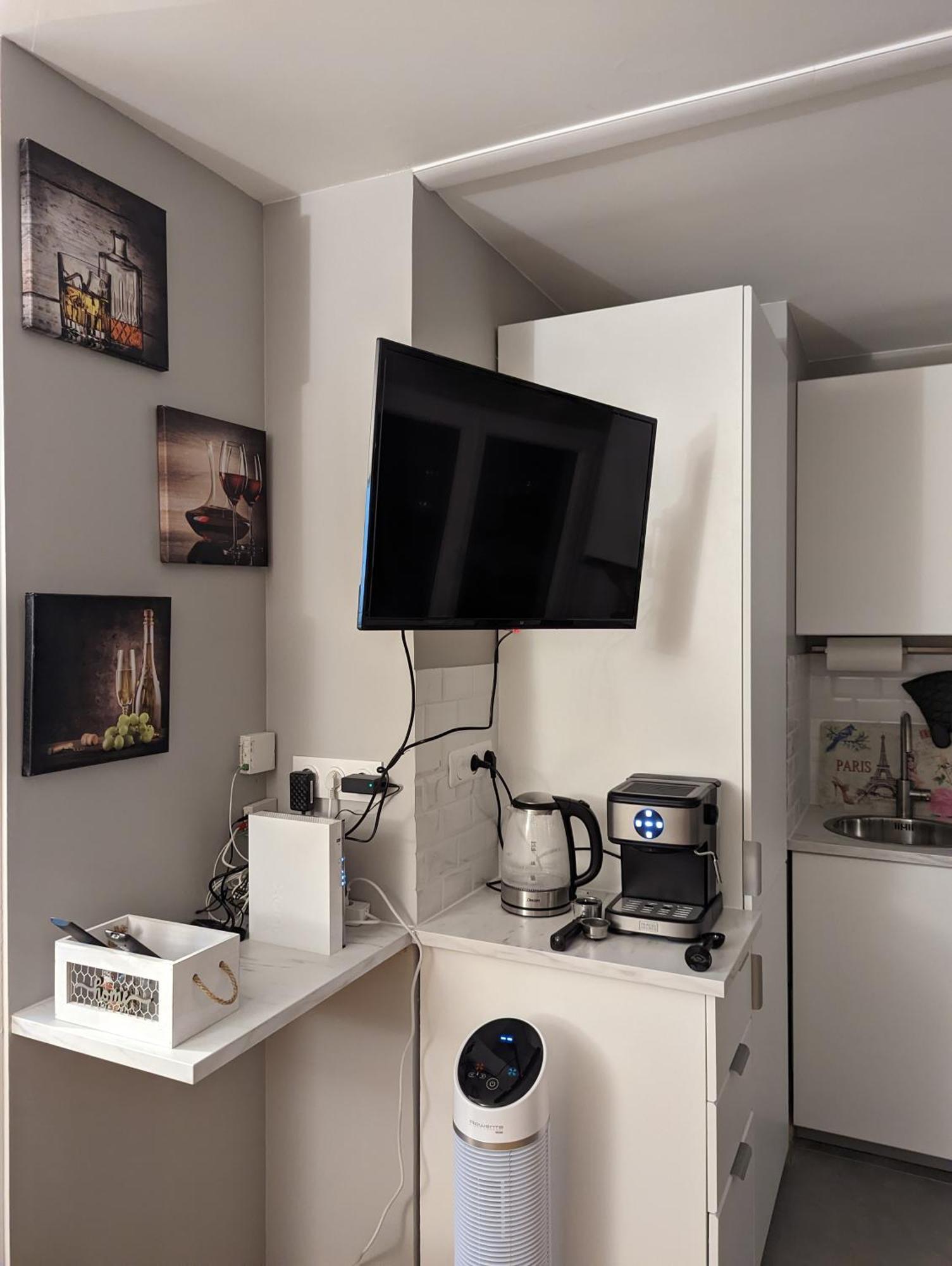 Charming Studio With Eiffel View Paris Exteriör bild